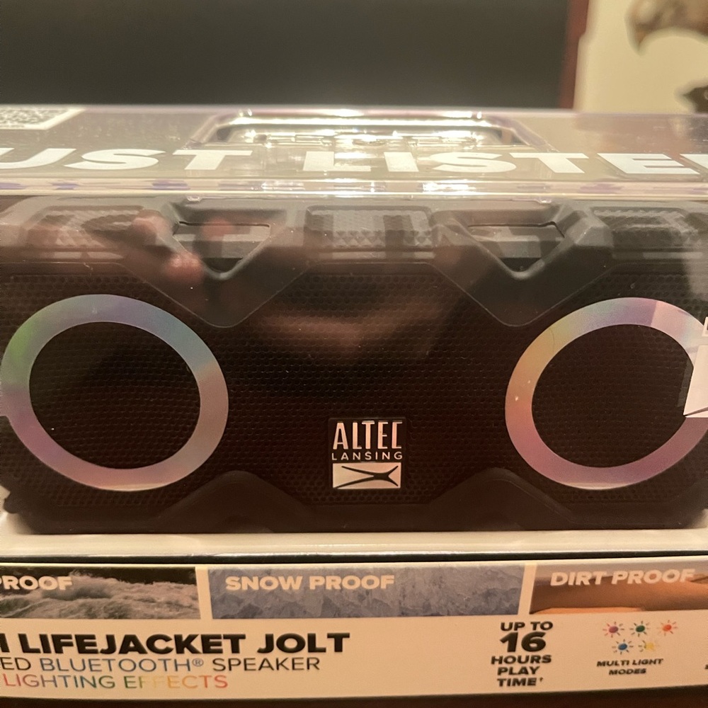 Bluetooth speaker - Picture 2 of 3